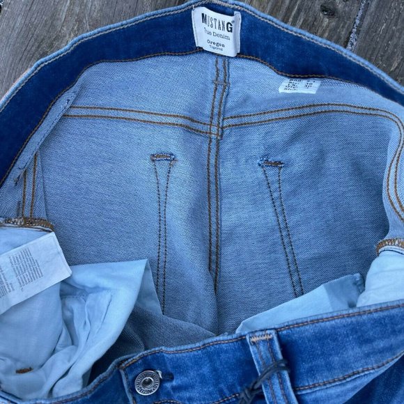 Mustang True Denim Men Jeans Blue Denim OREGON Tapered Slim Fit Jeans Size 38X30 - Picture 7 of 10